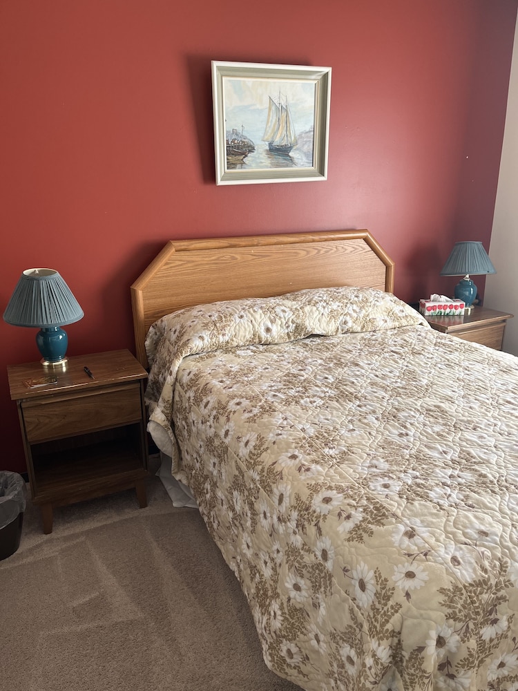 Cozy Nest B&B 10/25