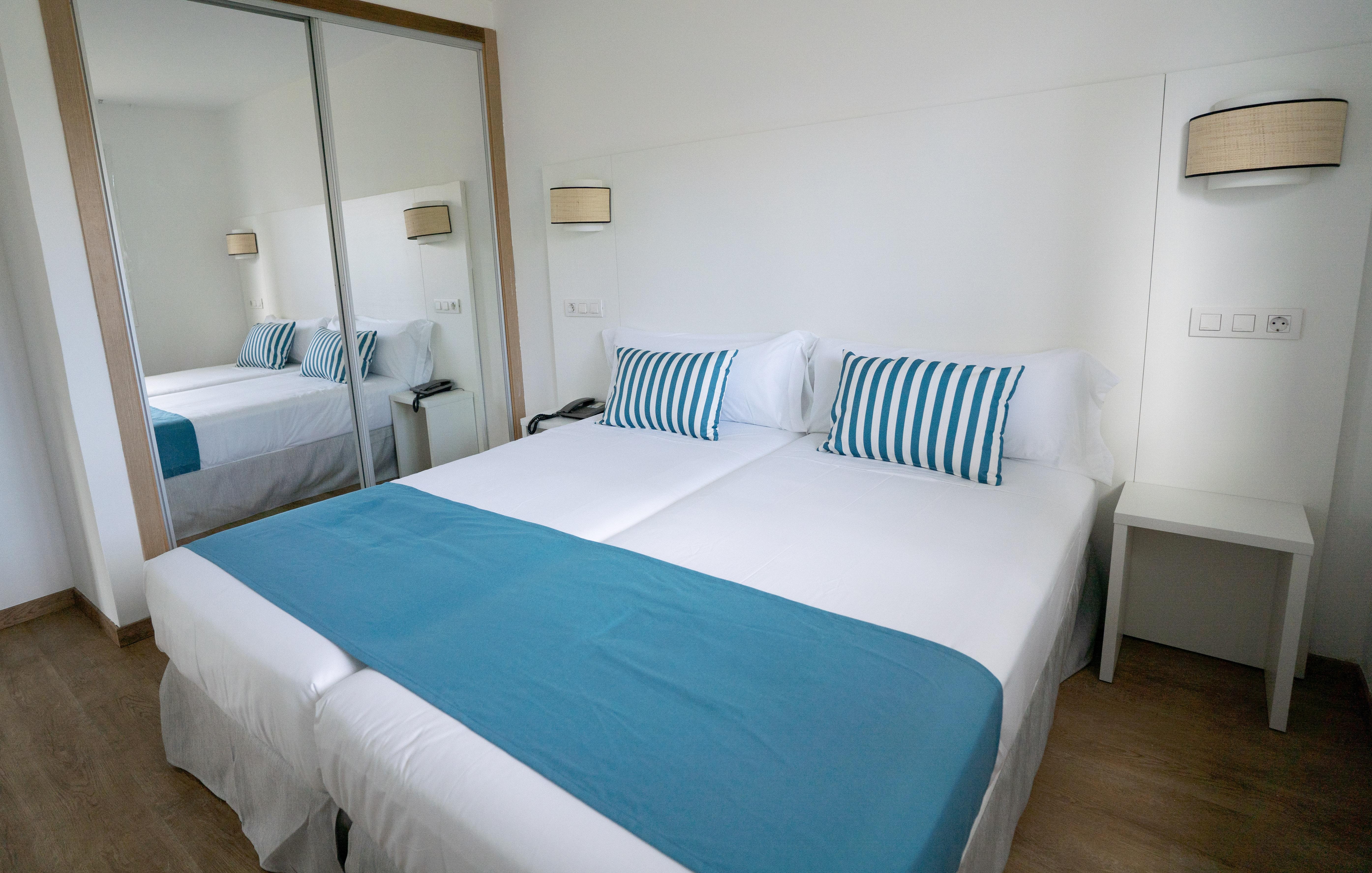 2 Bedrooms, Bungalow, Balcony or Terrace