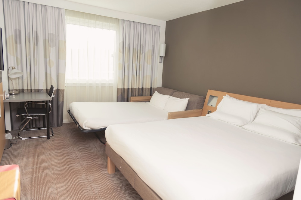 Novotel Glasgow Centre 18/65