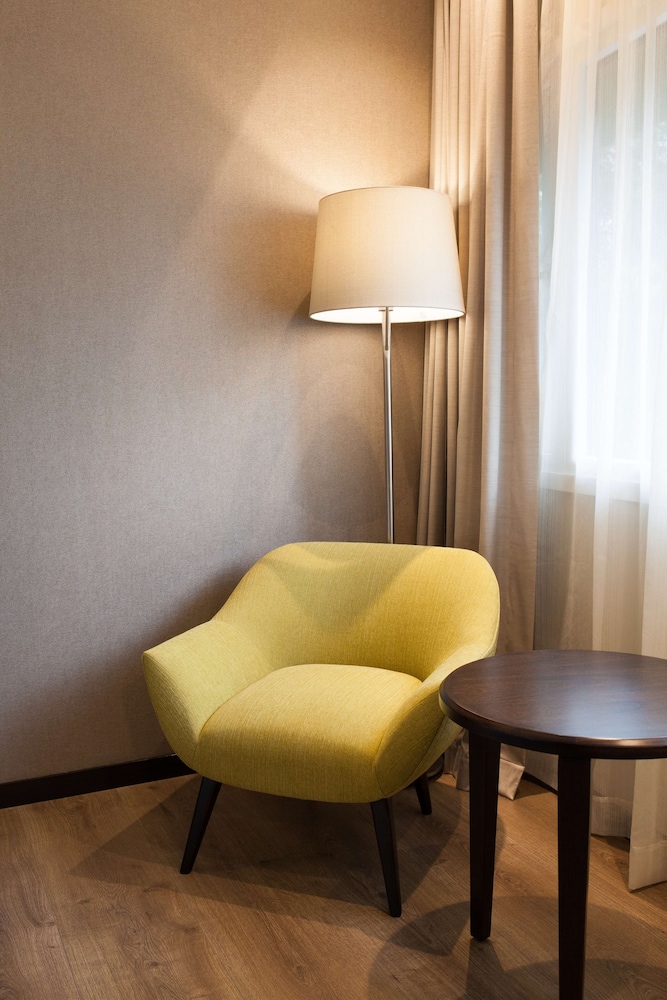 Radisson Hotel Santa Cruz 59/63