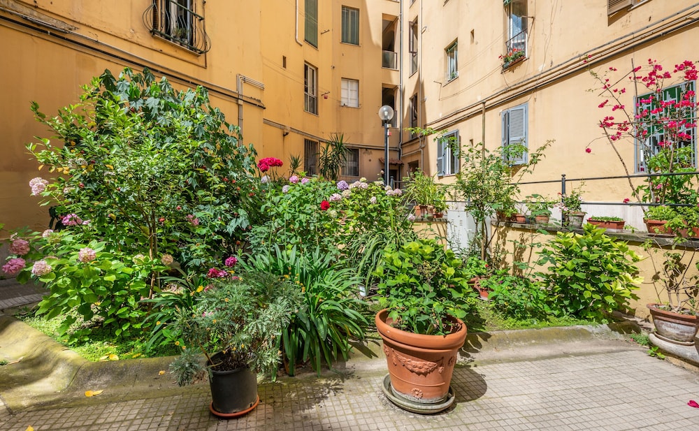 Lele Rooms San Lorenzo 42/50
