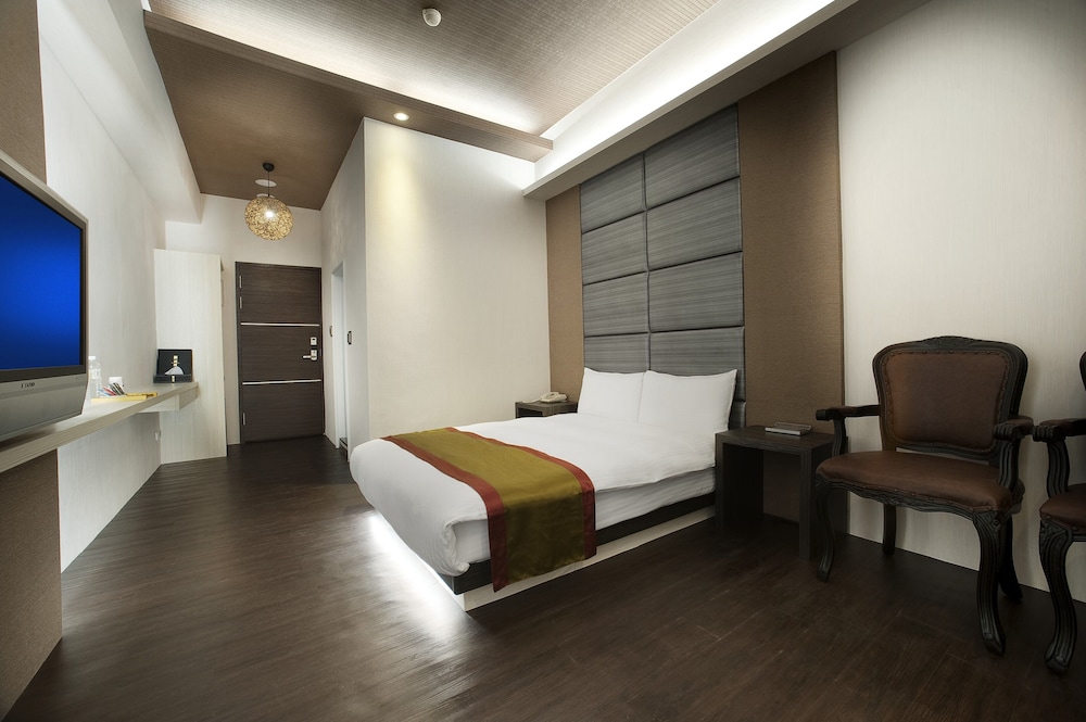 One Fukun Hotel 24/49