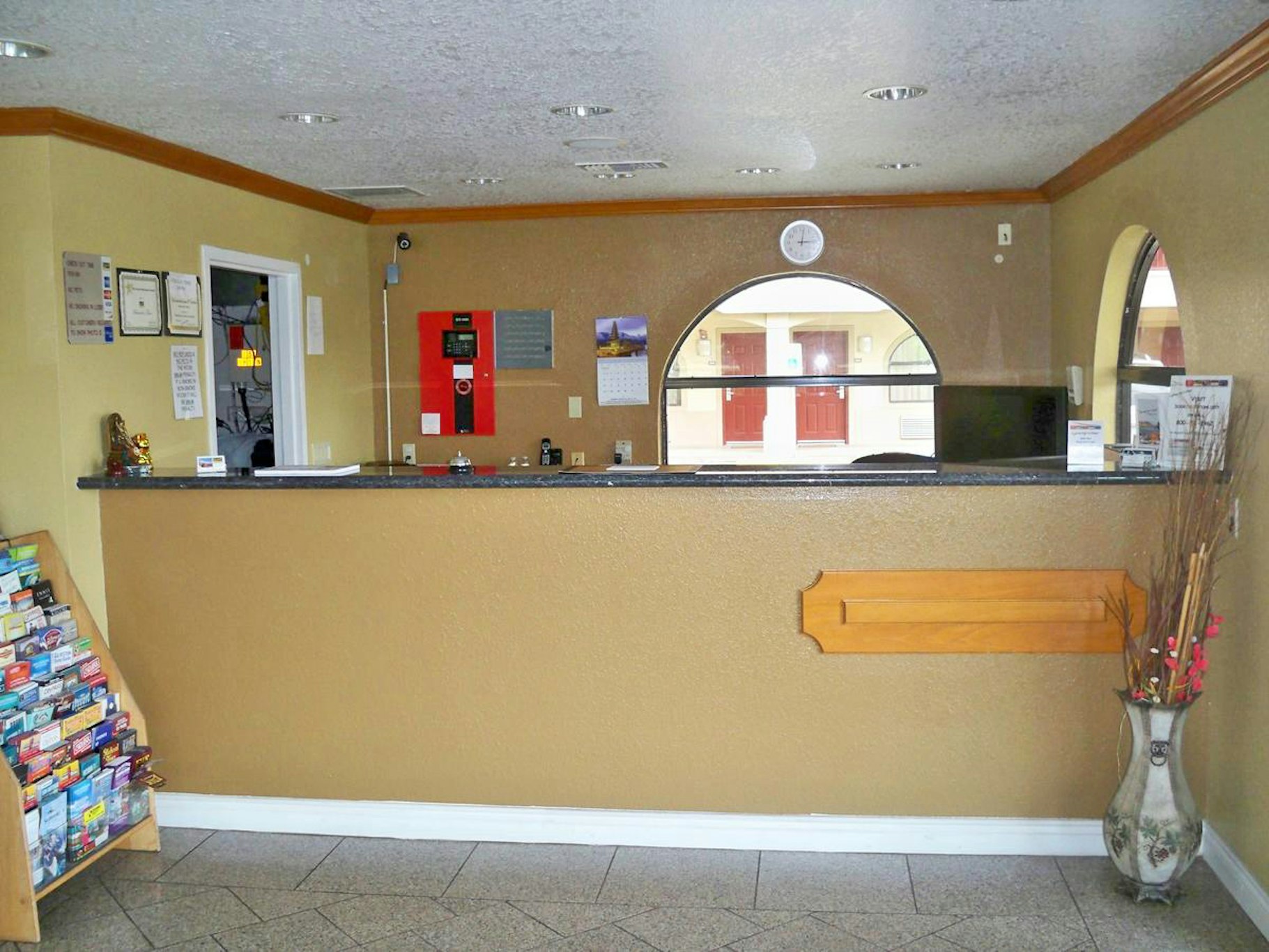 Scottish Inns And Suites 5/22