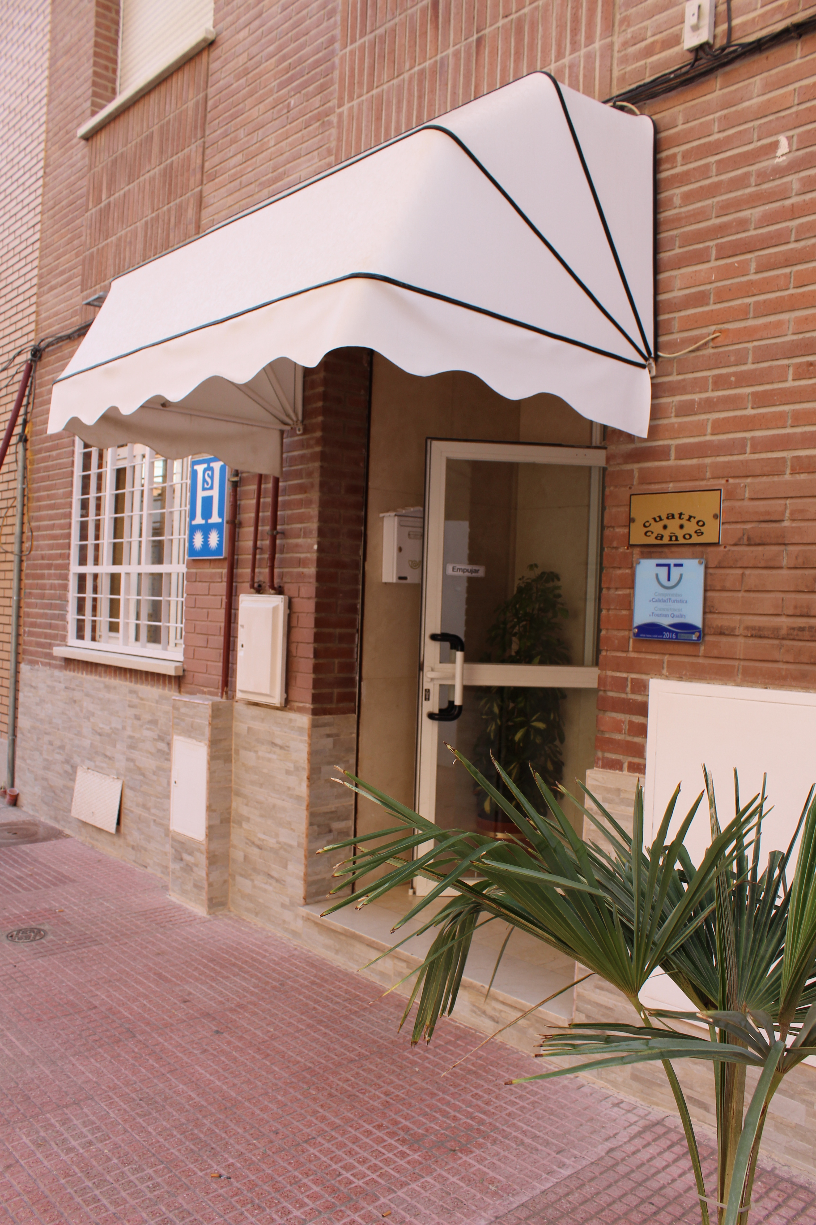Cuatro Canos 28/50