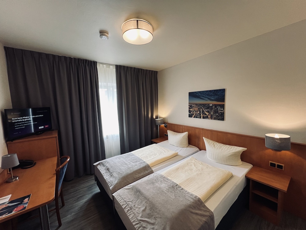 STANDARD, DOUBLE BED