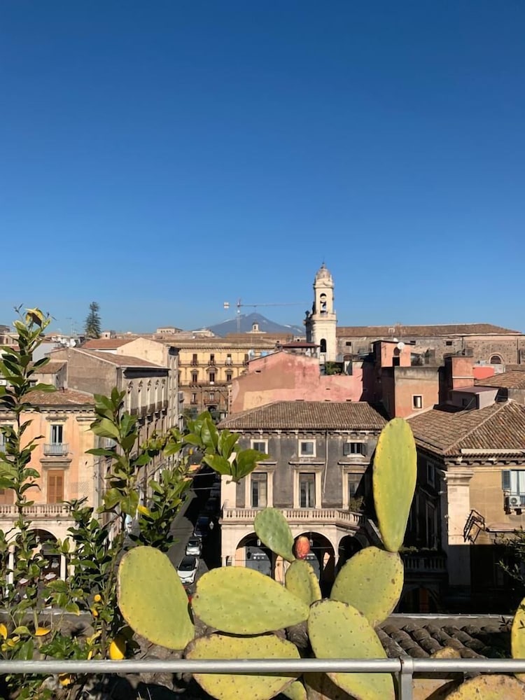 Asmundo Di Gisira 44/49