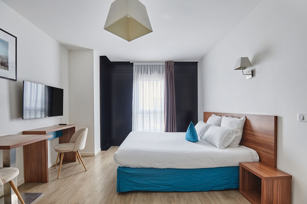 Appart'hotel Odalys City Campus - Paris Rueil Malmaison 16/50