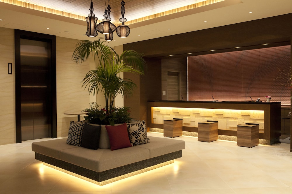 ALMONT HOTEL NAHA KENCHOMAE 8/71