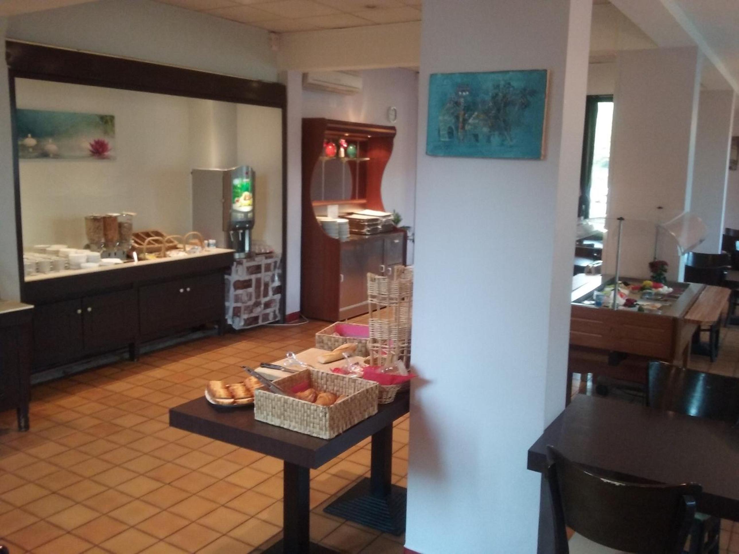 Kyriad Creteil Centre 26/43