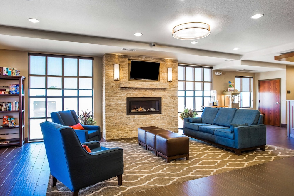 Comfort Inn & Suites Cheyenne, WY 31/41
