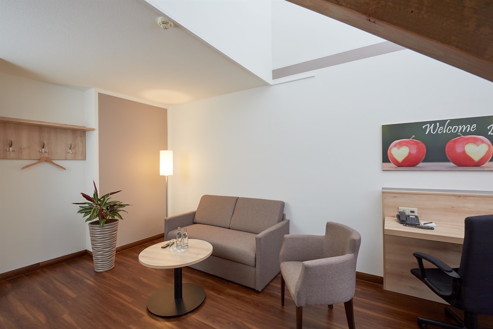 H Hotel Stuttgart Herrenberg 37/63