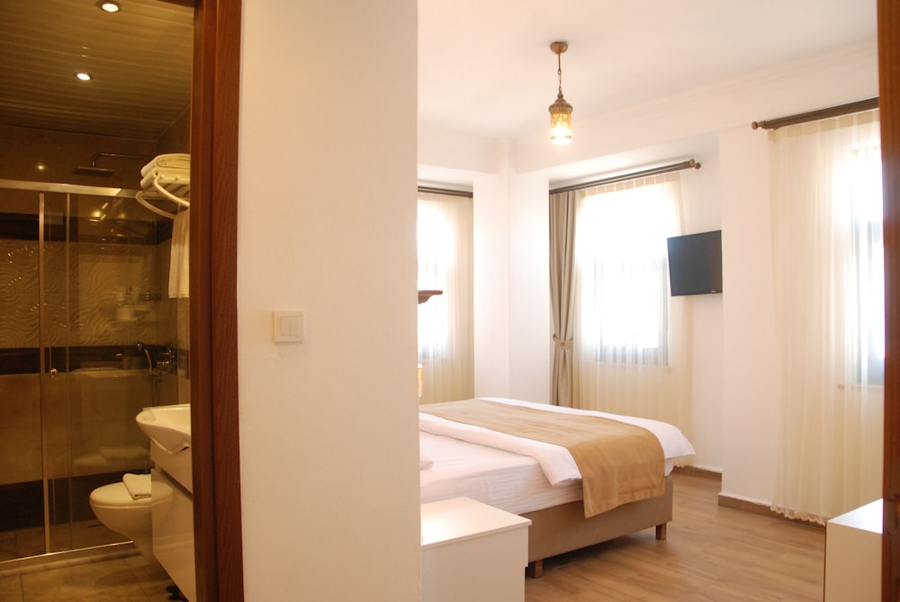 1 BEDROOM, STANDARD, DOUBLE BED, SEA VIEW