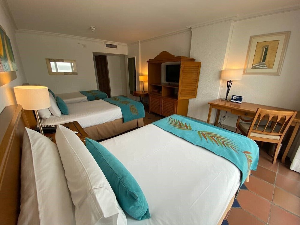 STANDARD, 3 BEDS