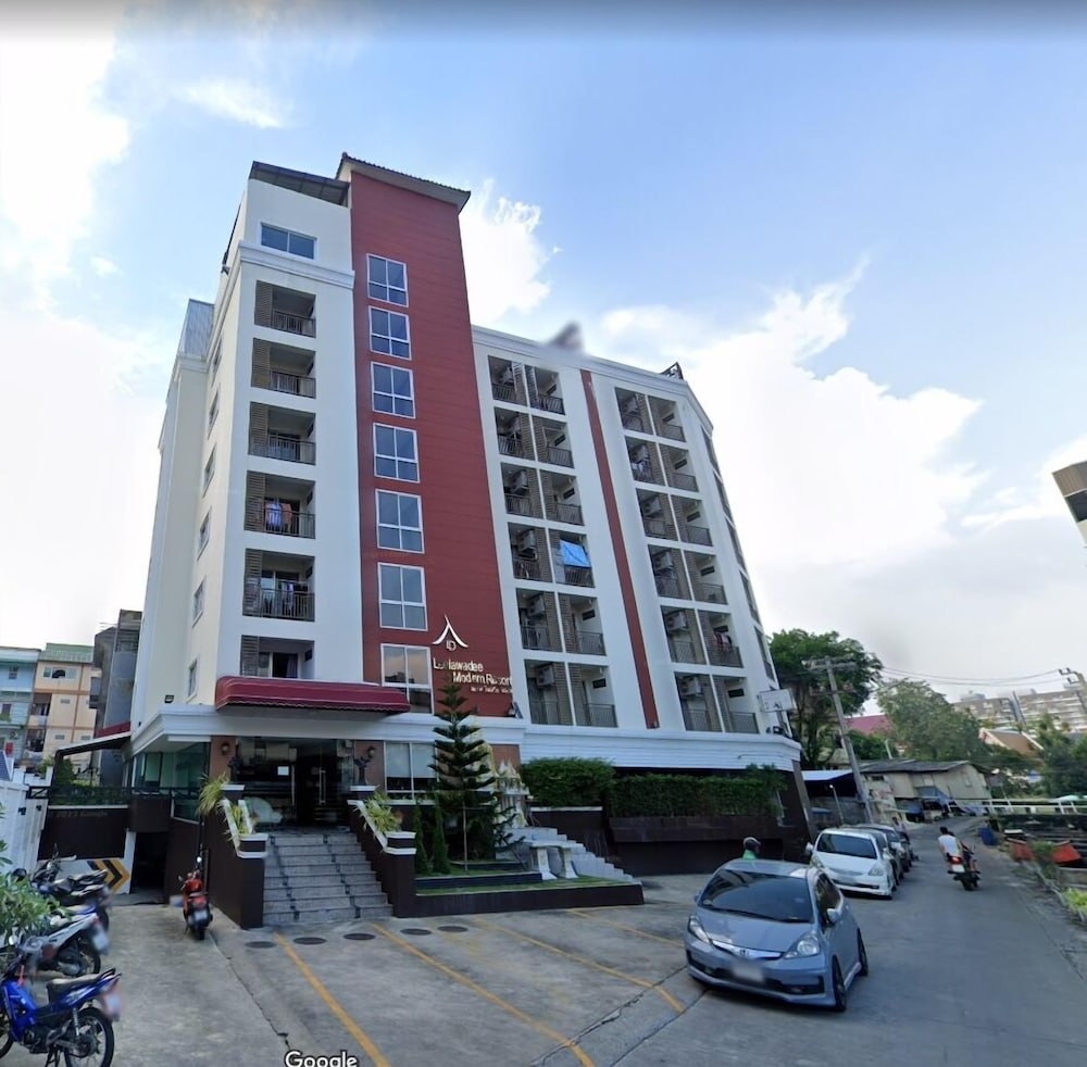 Leelawadee Modern Resort Huaykwang 35/41