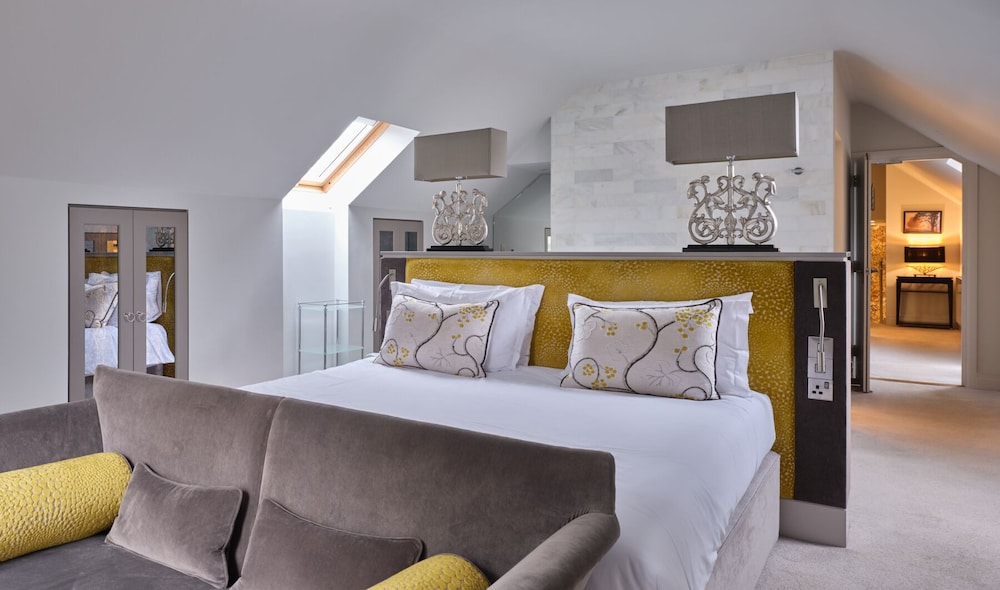 Manor, Suite, King Bed