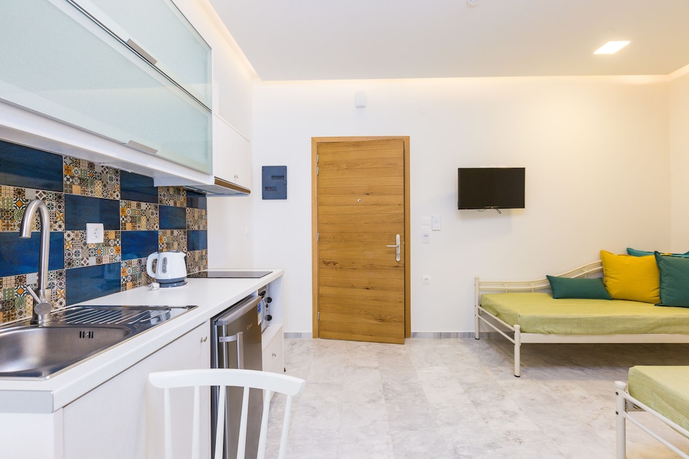 Meltemi Coast Suites 39/68