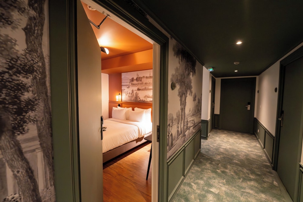 Hotel Mercure Paris Bastille Marais 42/72