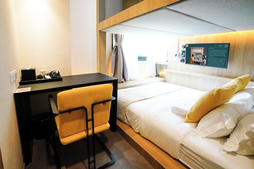 ST Signature Tanjong Pagar 27/50