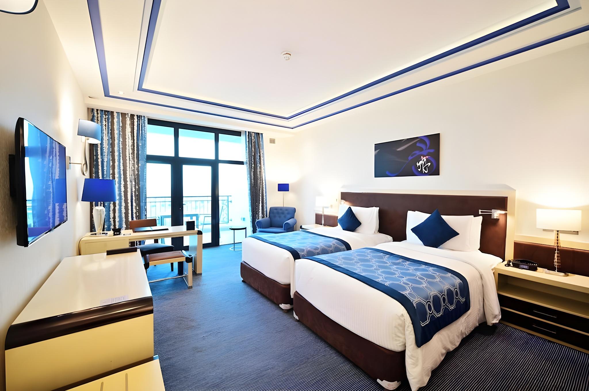 PRESTIGE ROOM