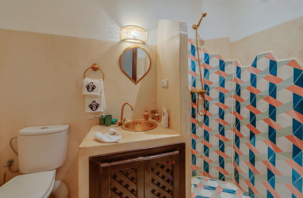 Riad Art and Emotions Boutique Hotel and Spa 34/38