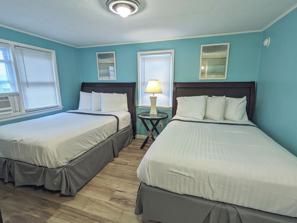 Clarem Happy Days Inn 9/25