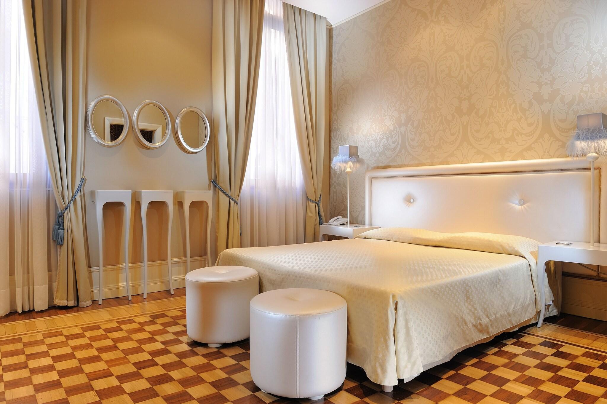 CLASSIC, DOUBLE BED
