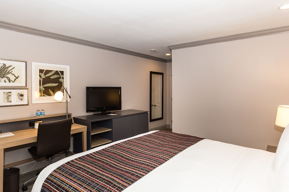Country Inn Suites By Radisson Metairie New Orleans La 14/38