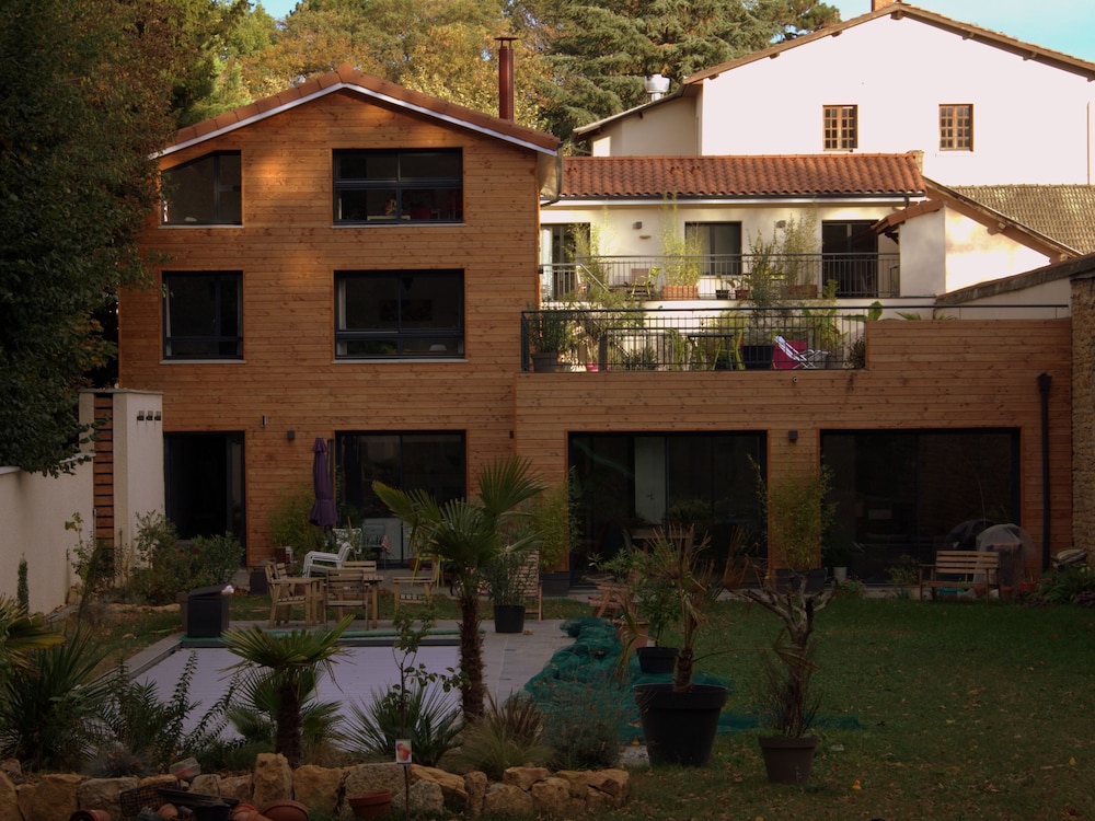 Effet Lodge 2/33