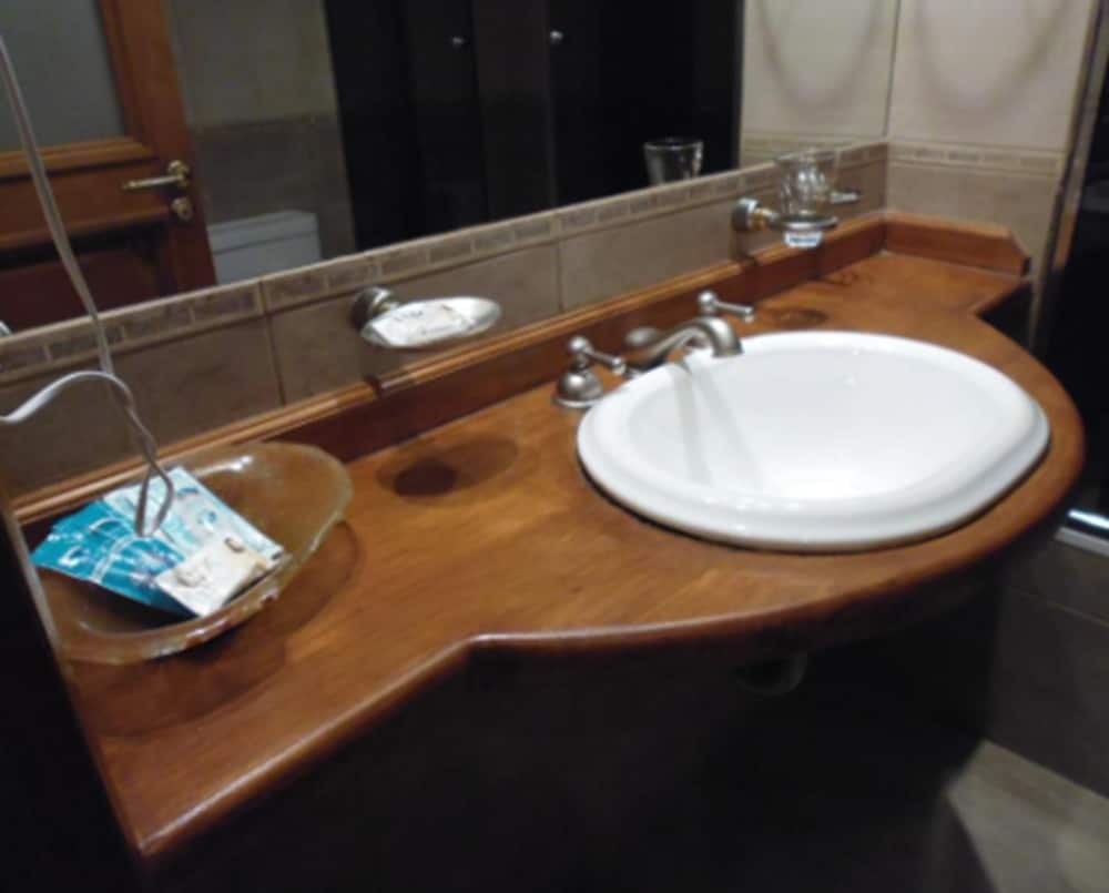 VILLA BRESCIA HOTEL 47/54