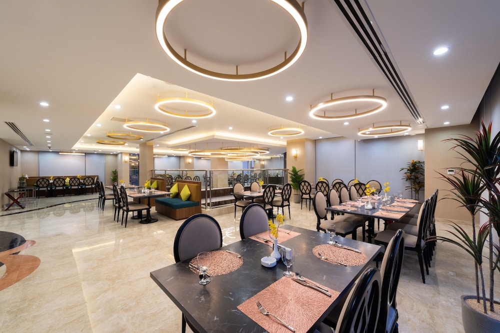 ورويك الرياض(Warwick Riyadh) 22/31