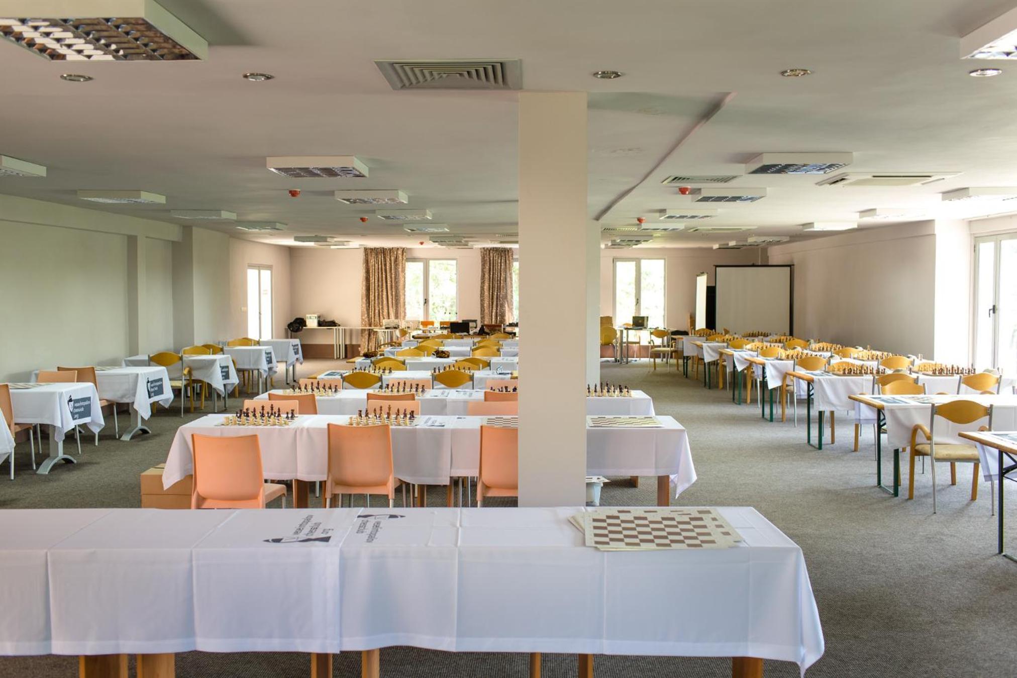 Koral Hotel 39/51