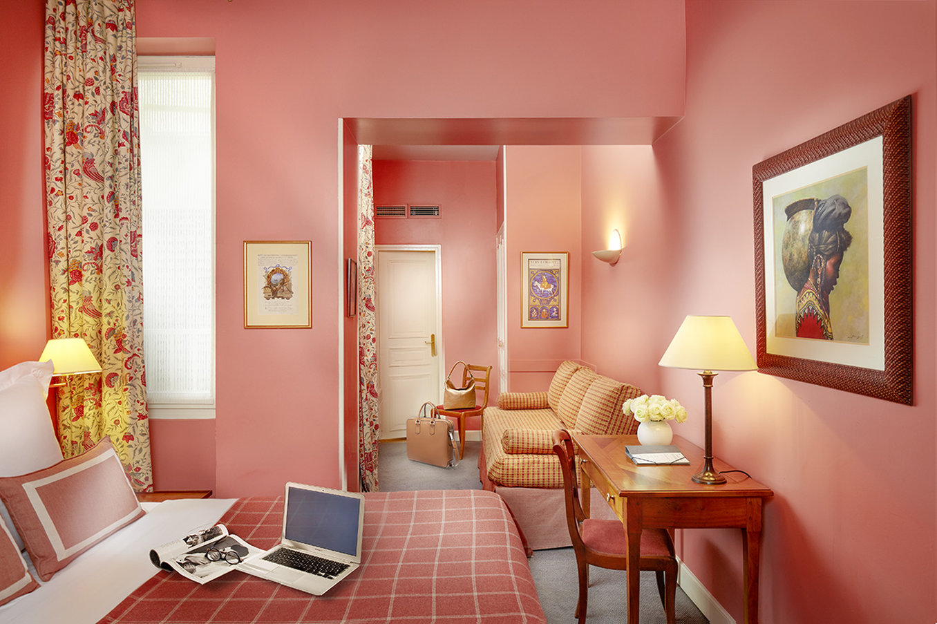 Relais Du Louvre 30/46
