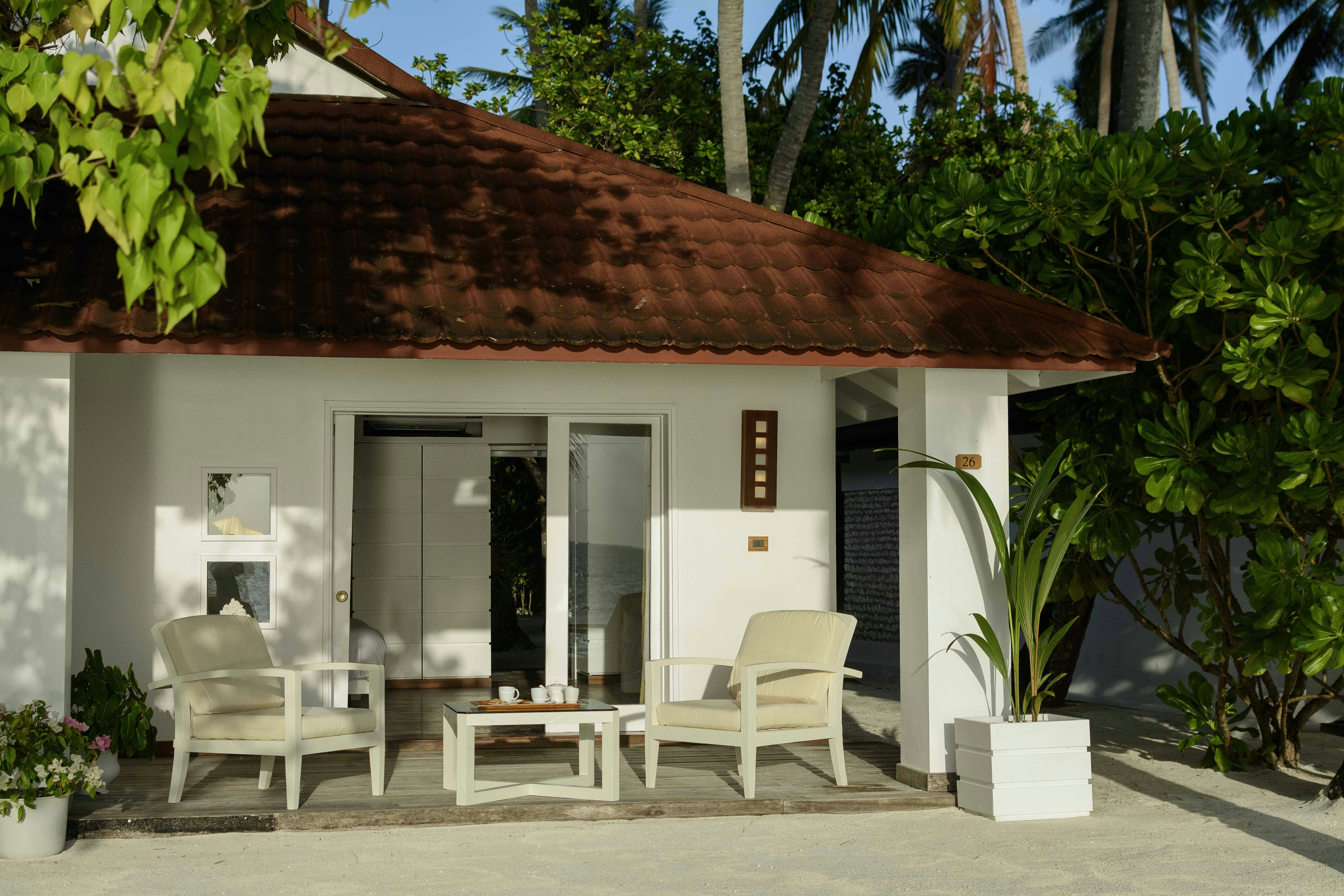 Diamonds Thudufushi Beach & Water Villas 4/44