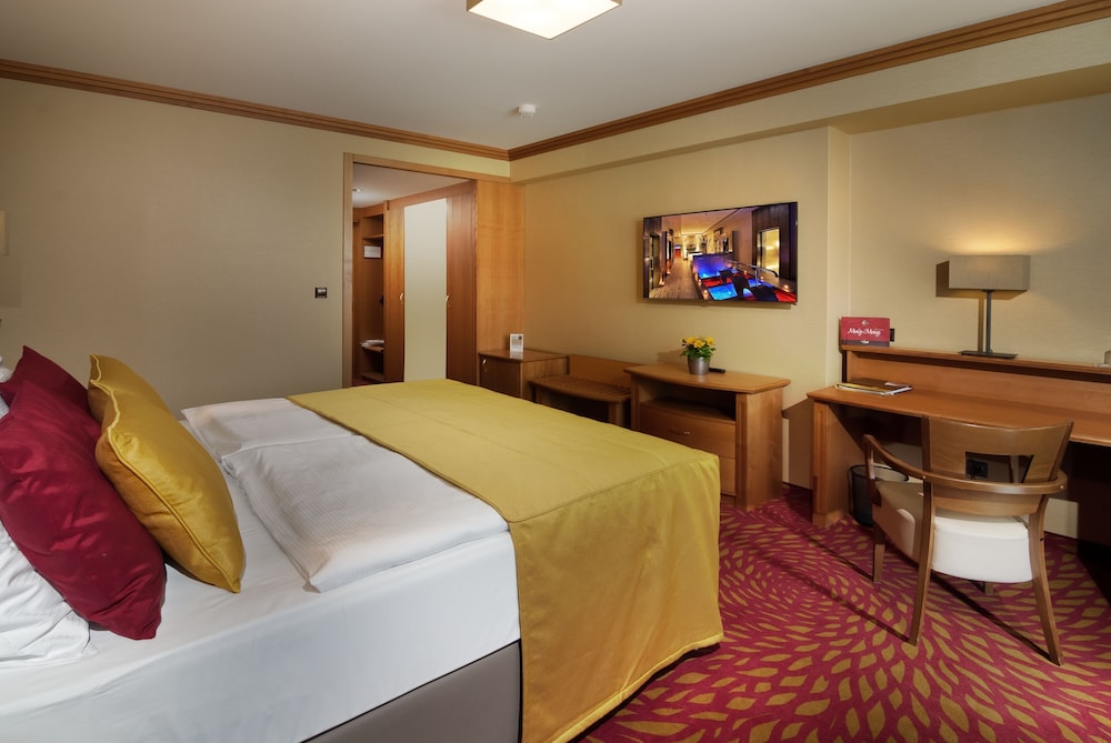 Hotel Harmony Club Hotel 15/67