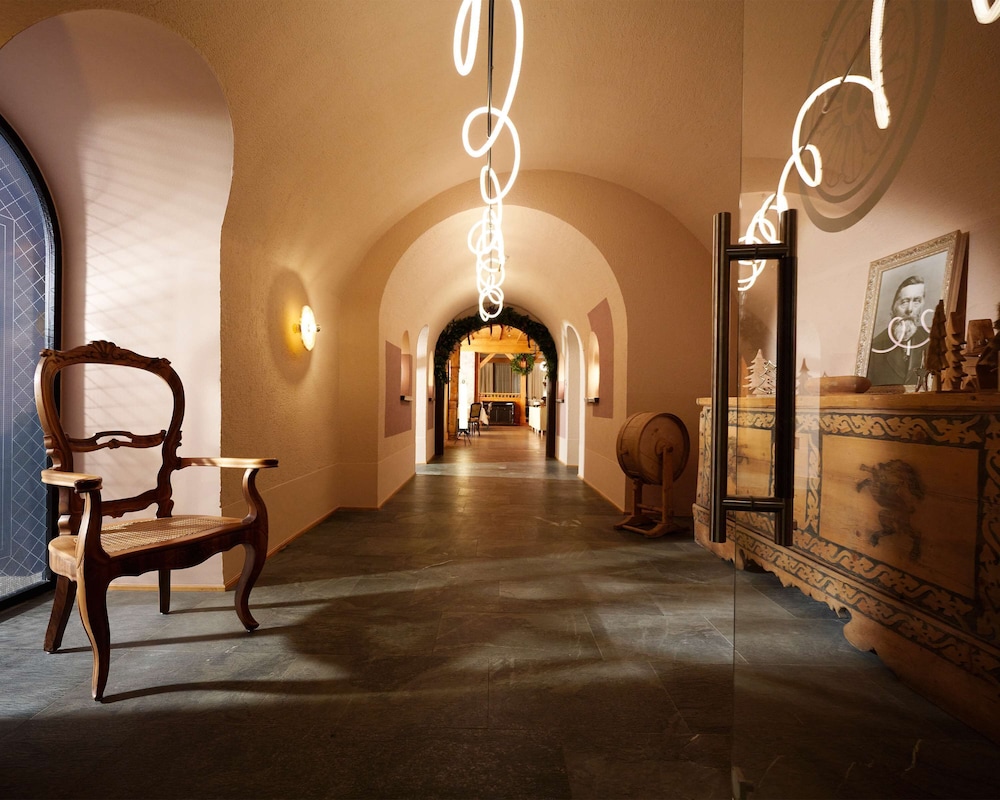 Hotel Fluela Davos 46/48