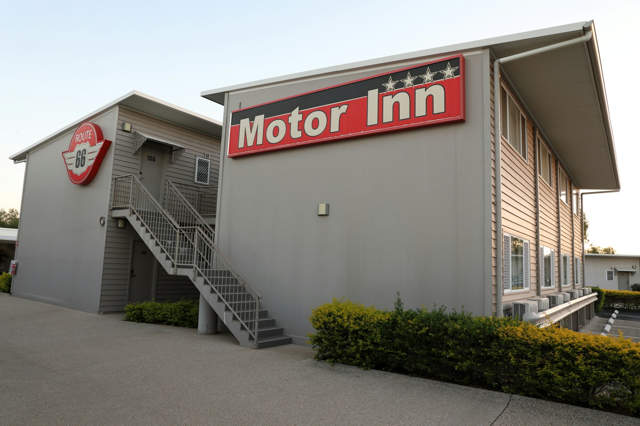 Route 66 Motor Inn 2/17