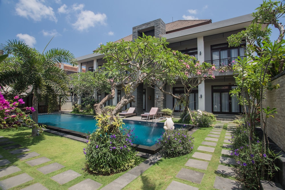 Argya Santi Resort Jimbaran in BALI