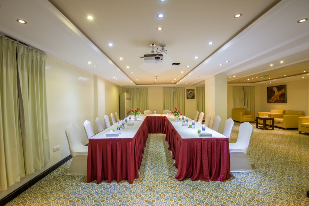 Caesar Hotel Oman 25/43