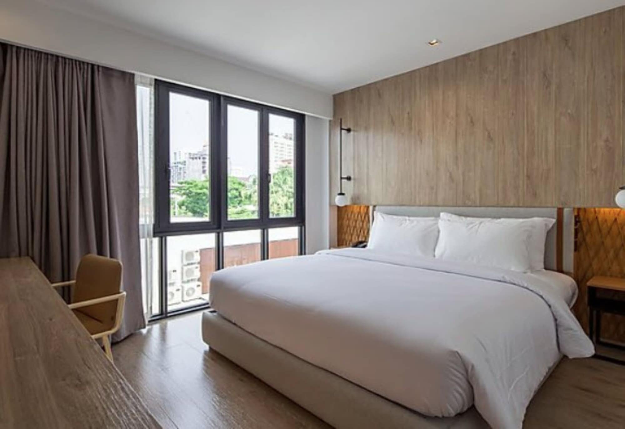PRESIDENTIAL, SUITE, KING BED