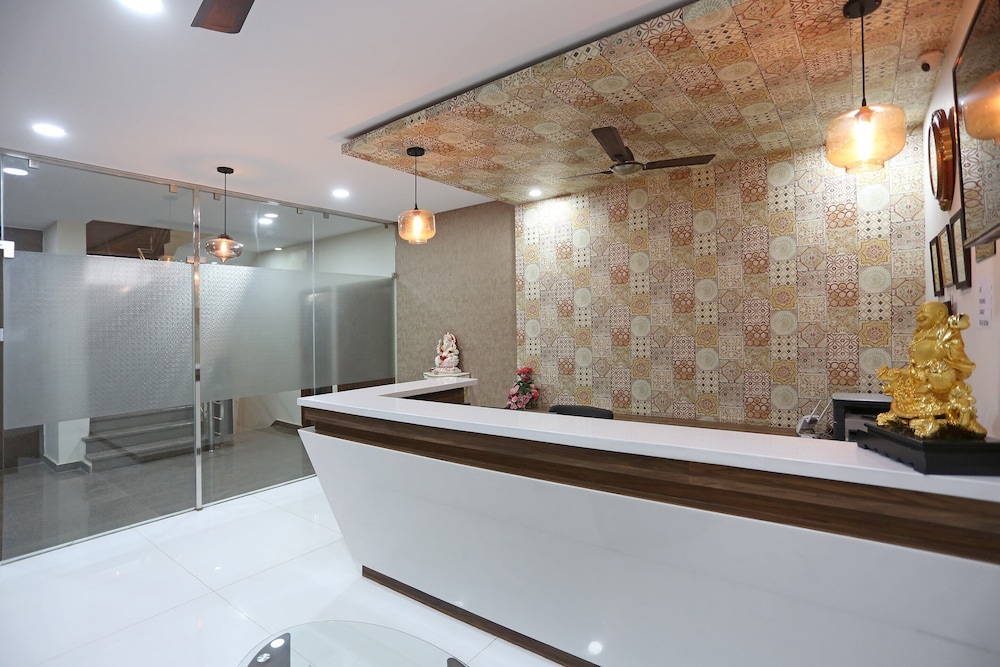 Oyo 9304 Hotel Swastika 6/21