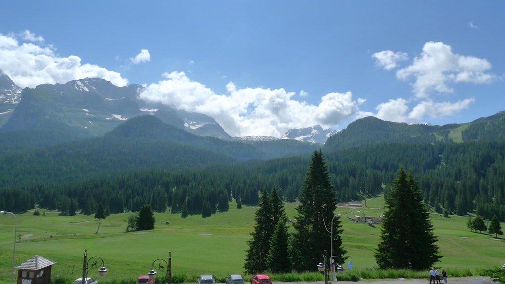 Hotel Residence Catturani 30/37