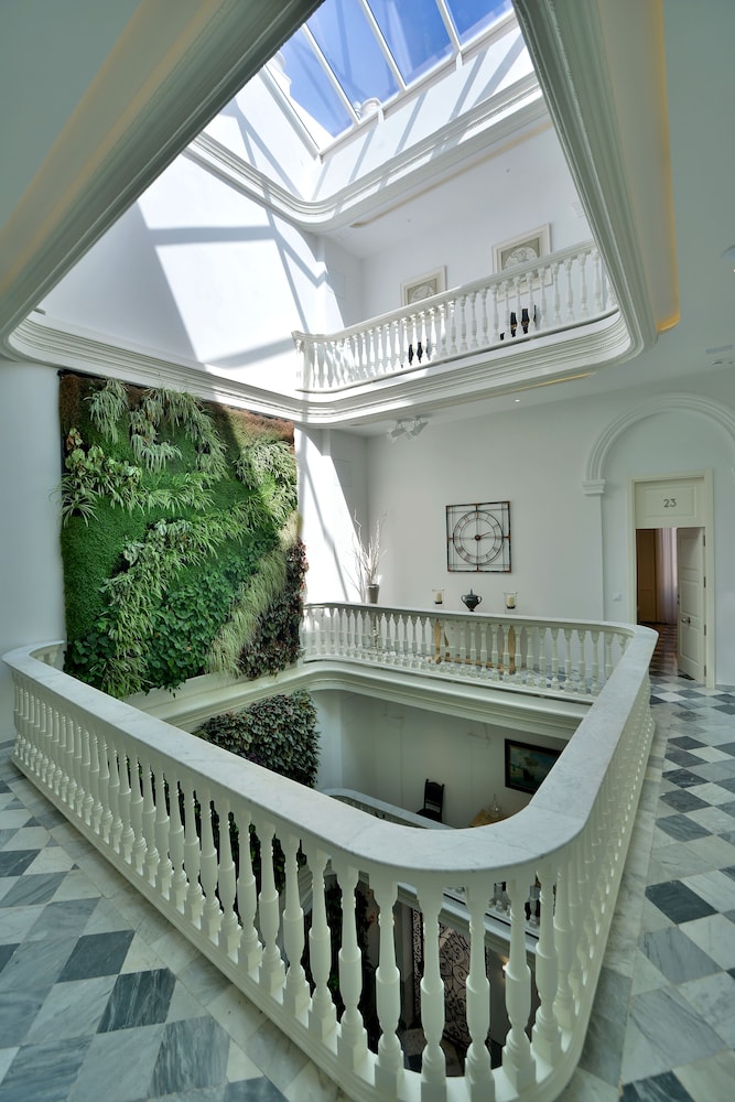 EL ARMADOR CASA PALACIO 5/61
