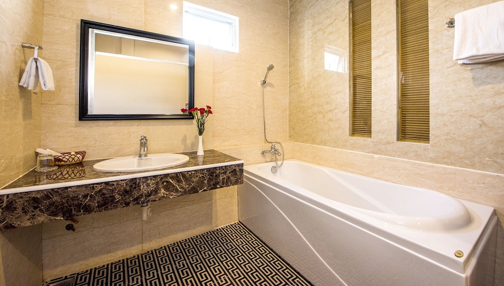 NEW STAR INN Boutique Hotel 46/49