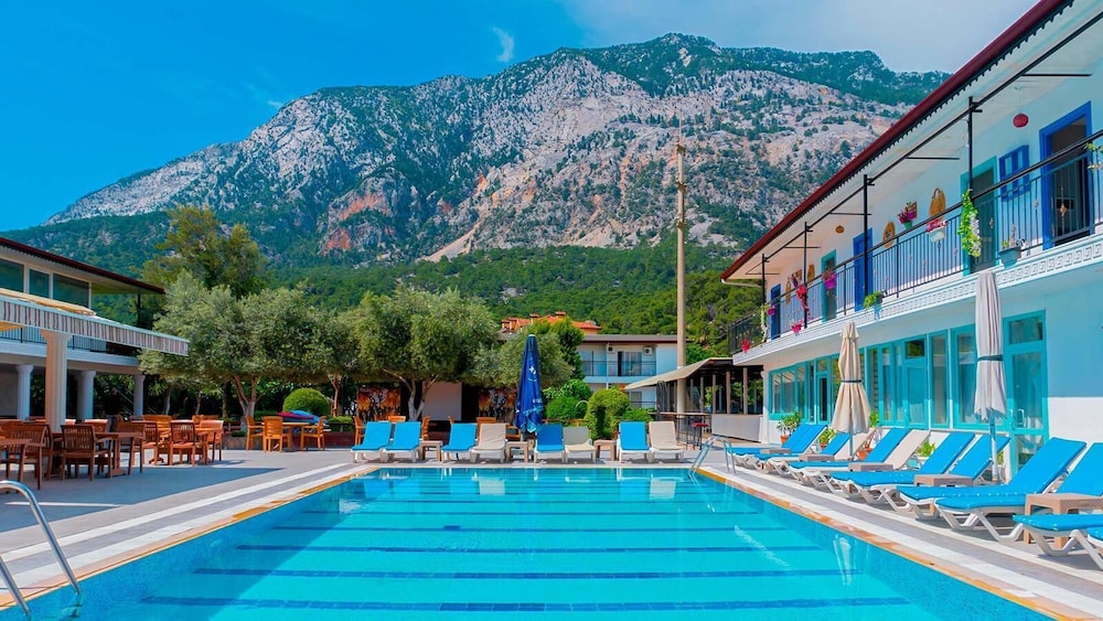 Get Enjoy Hotels in KEMER