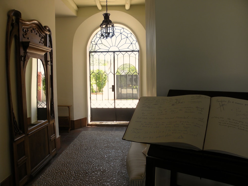 Posada de Valdezufre 25/51