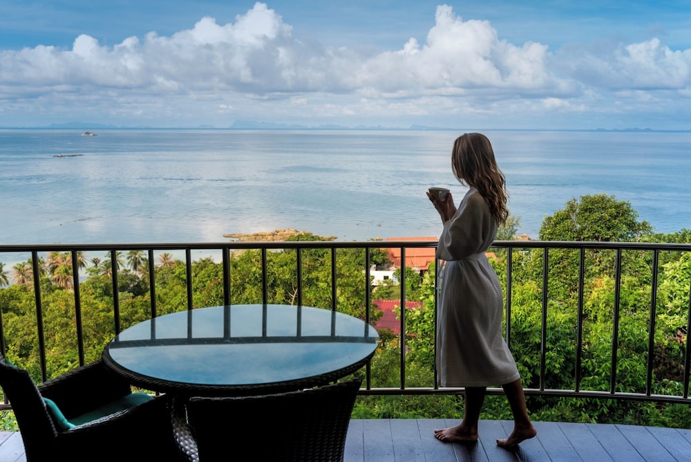 Sunset Hill Boutique Resort 74/77
