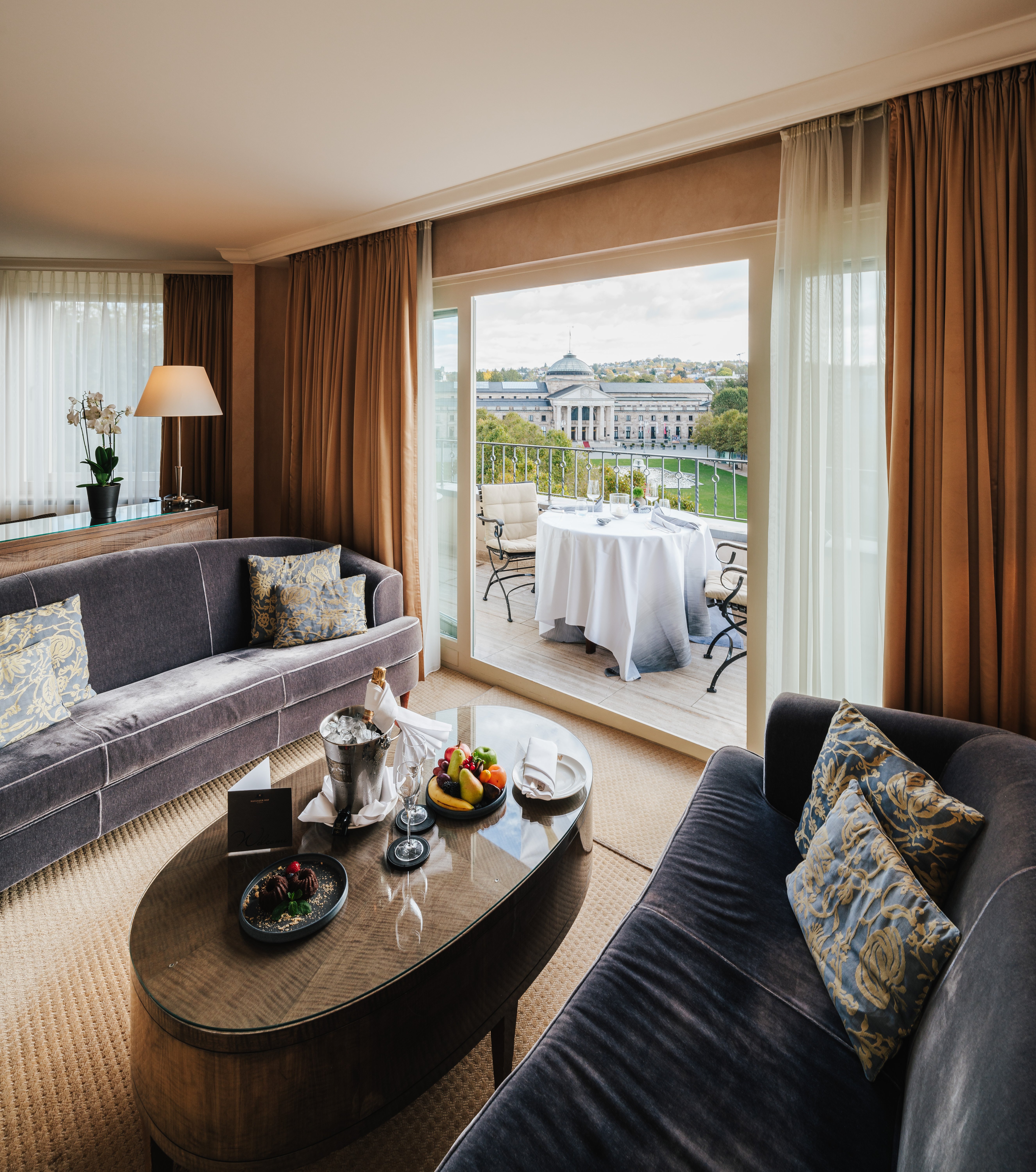 Hotel Nassauer Hof 51/84