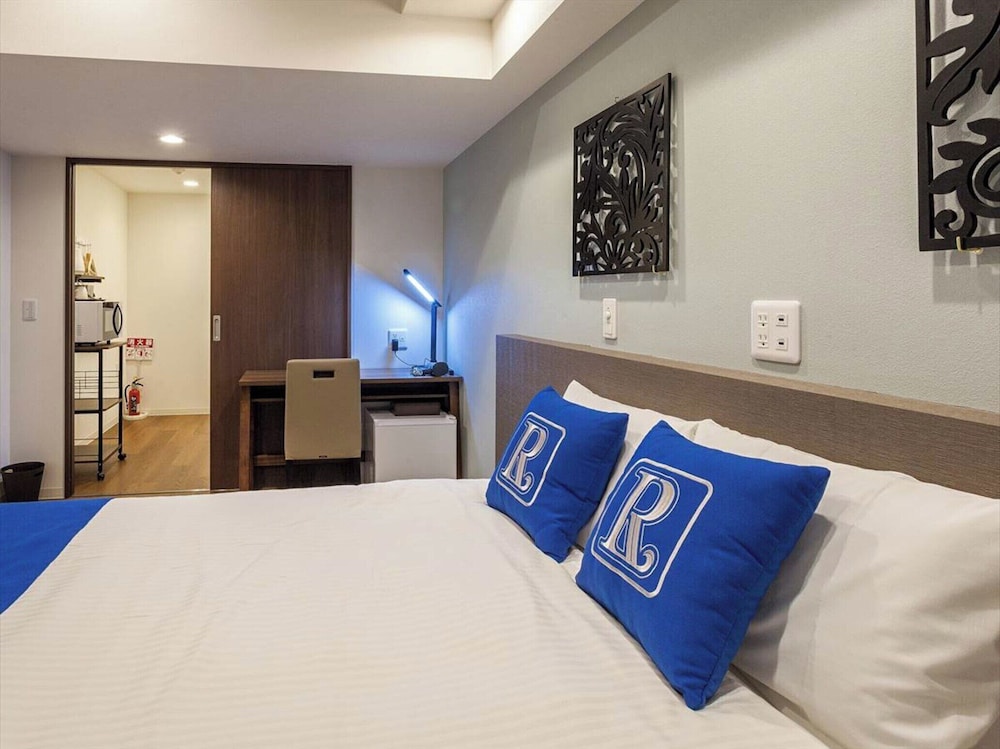 Living Inn Asahibashiekimae Premier 30/60