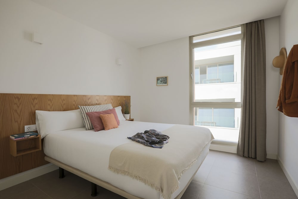 Nivaria Beach Apartments and Villas 14/66