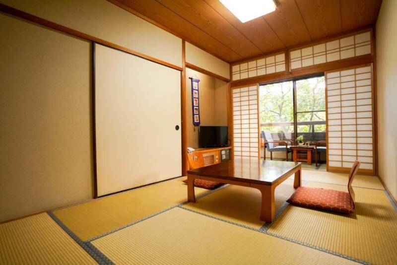 Wafu Ryokan Misato 37/45